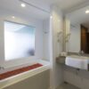 chanalai-flora-grand-deluxe-bathroom
