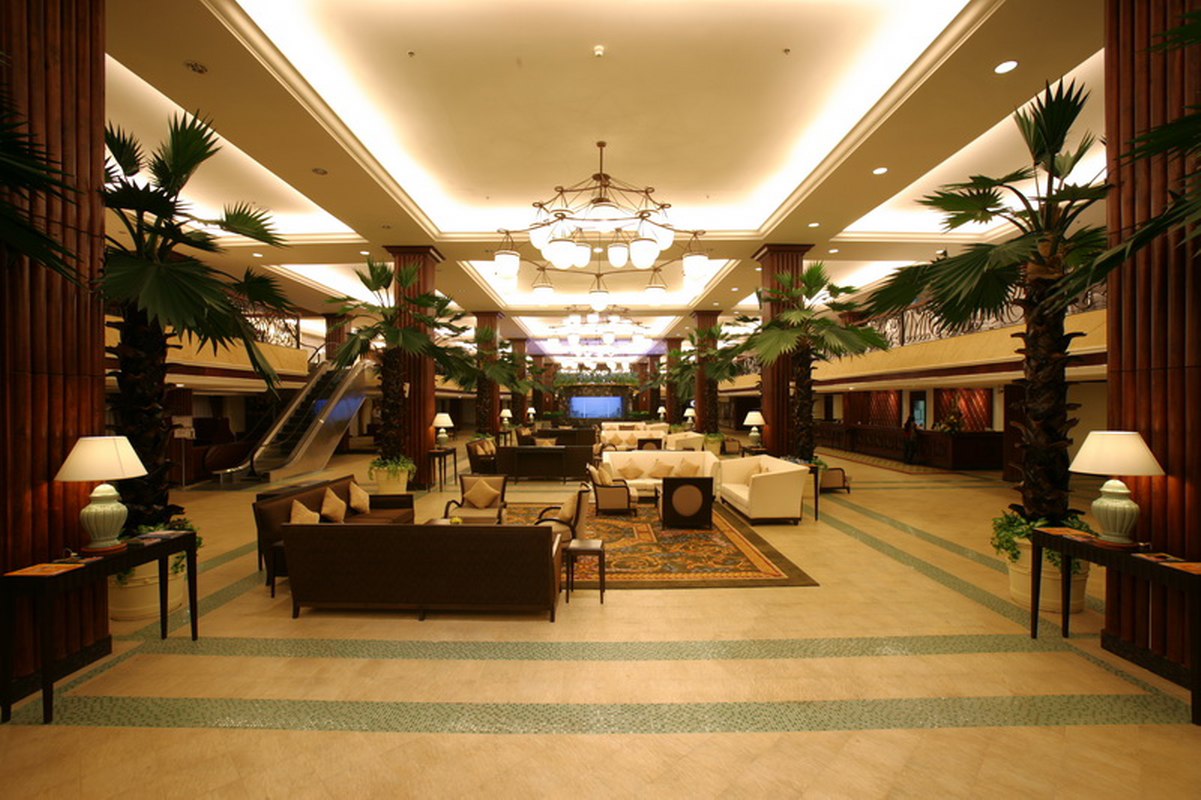 phuket-graceland-resort-lobby